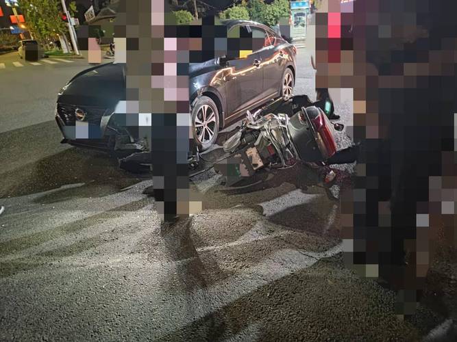 电动车闯红灯致4死,电动车闯红灯致死亡