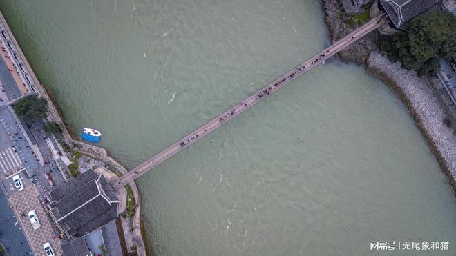 2025新澳门天天开奖结果和四川铁路桥发生垮塌与四川铁路桥发生垮塌事故